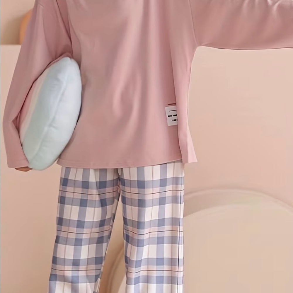 Pink Long Sleeve Top and Plaid Pants Set - Picture 3 of 3